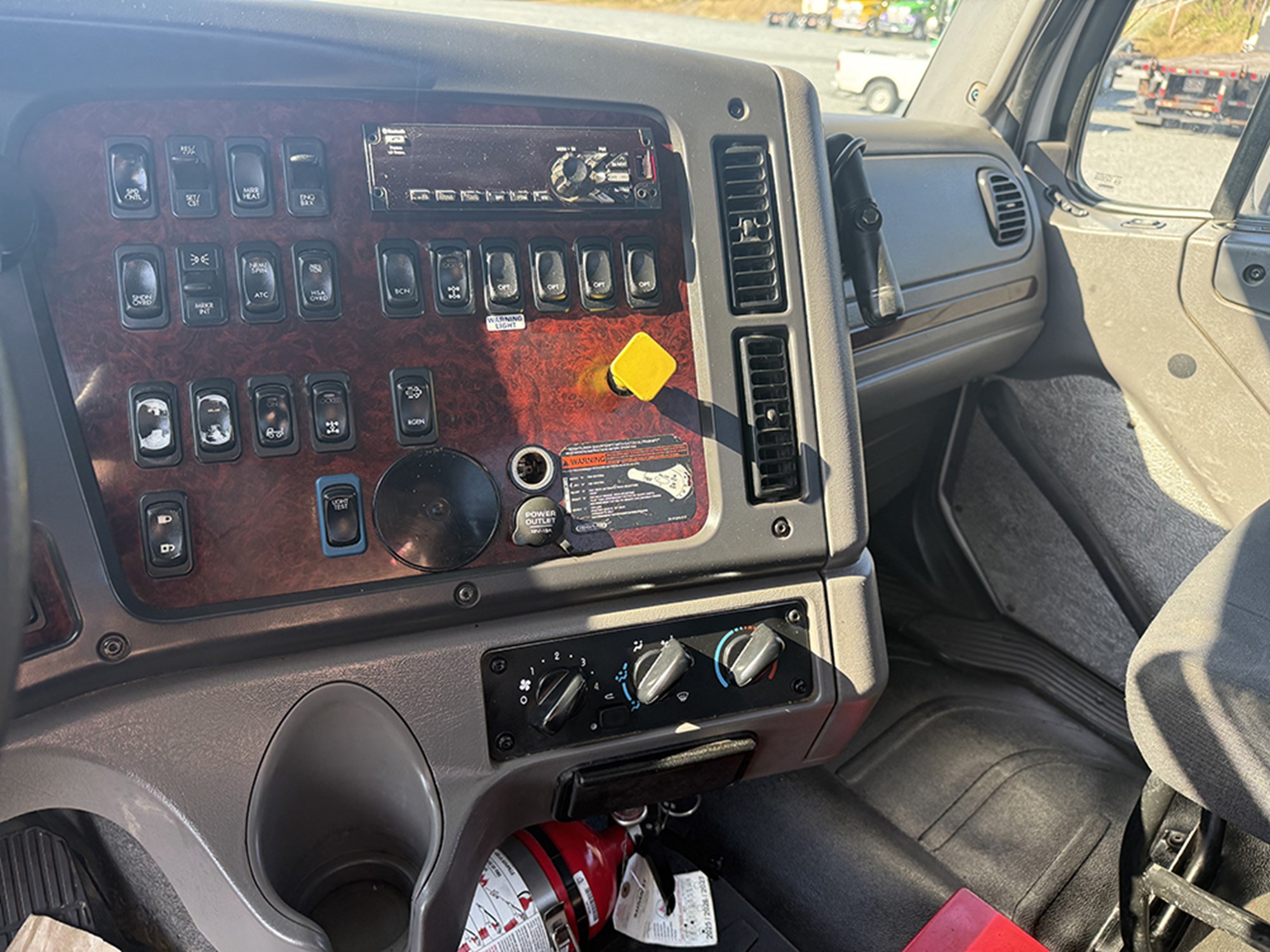 2018 Freightliner 114SD 1792165651926 2018 Freightliner 114SD 1792165651926